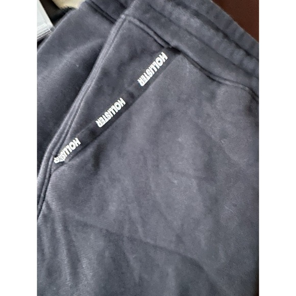 HOLLISTER Men's Black Drawstring‎  Sweatshorts with Branded Pockets; Size xS - Picture 3 of 4